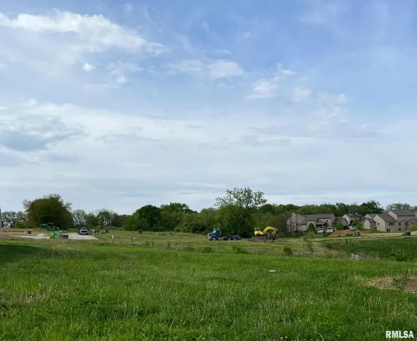 $69,000 | 6401 West Callahan Court, Edwards, IL 61528