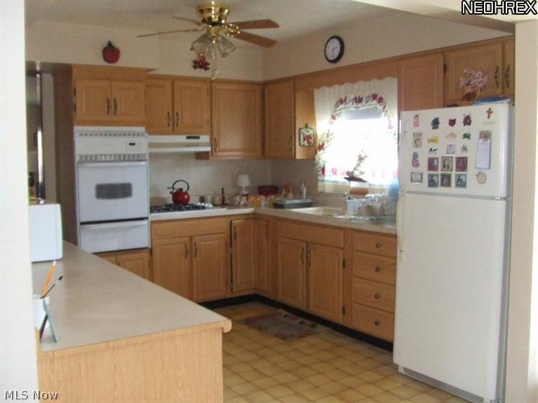 24959 Cogan Road East Rochester, OH 44625 - Photo 9 of 13 Gallery Image 9