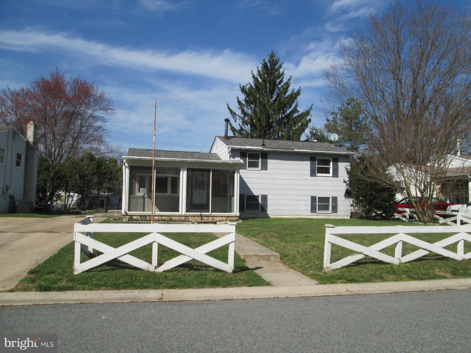 Exterior (Front)