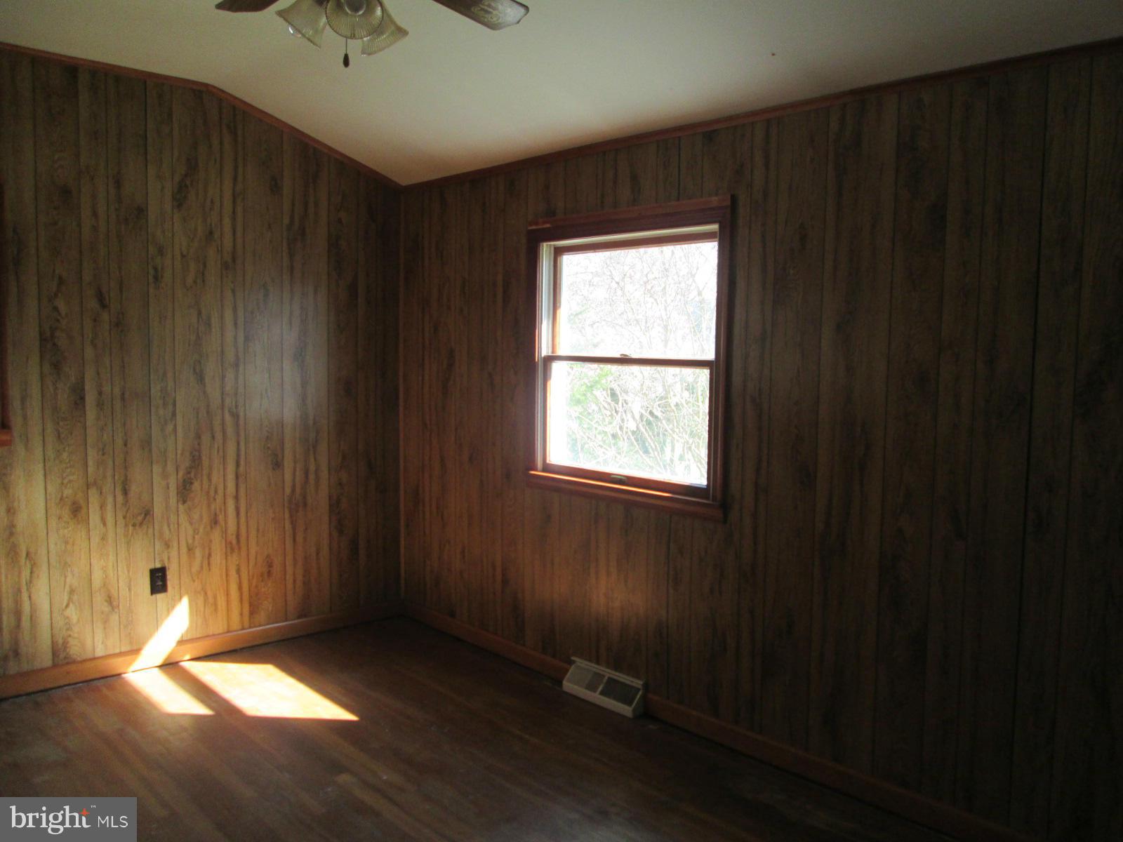 224 Sycamore Road Elkton, MD 21921 - Photo 9 of 14 Bedroom 1