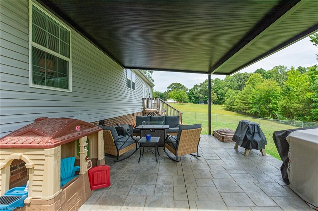 220 Bluejay Road Reidsville, NC 27320 - Photo 38 of 40 patio