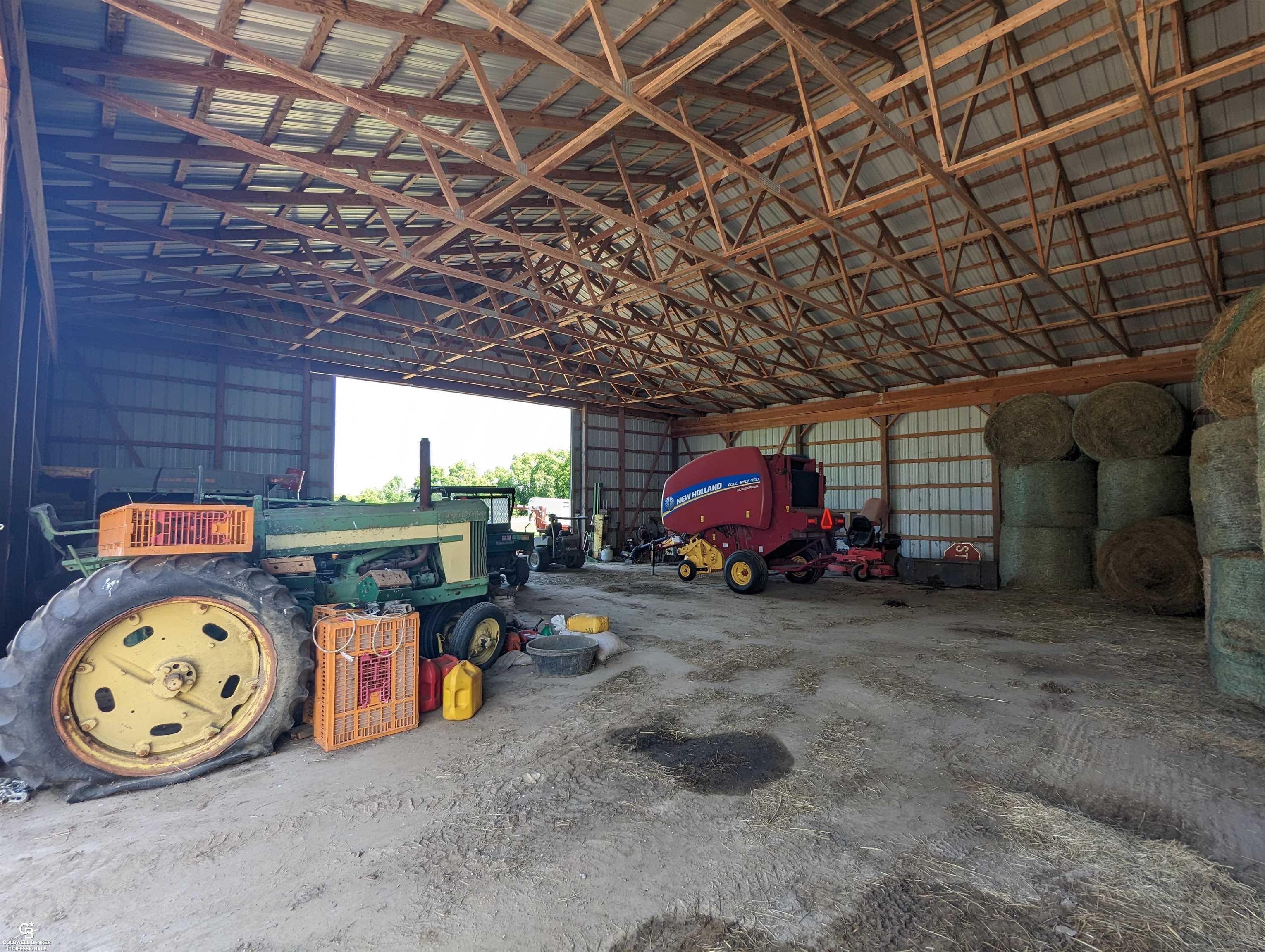 7362 Center Road Mayville, MI 48744 - Photo 37 of 61 50165149-0DB6A7CC-9F72-431C-AA59-18569EF94B6C.JPG