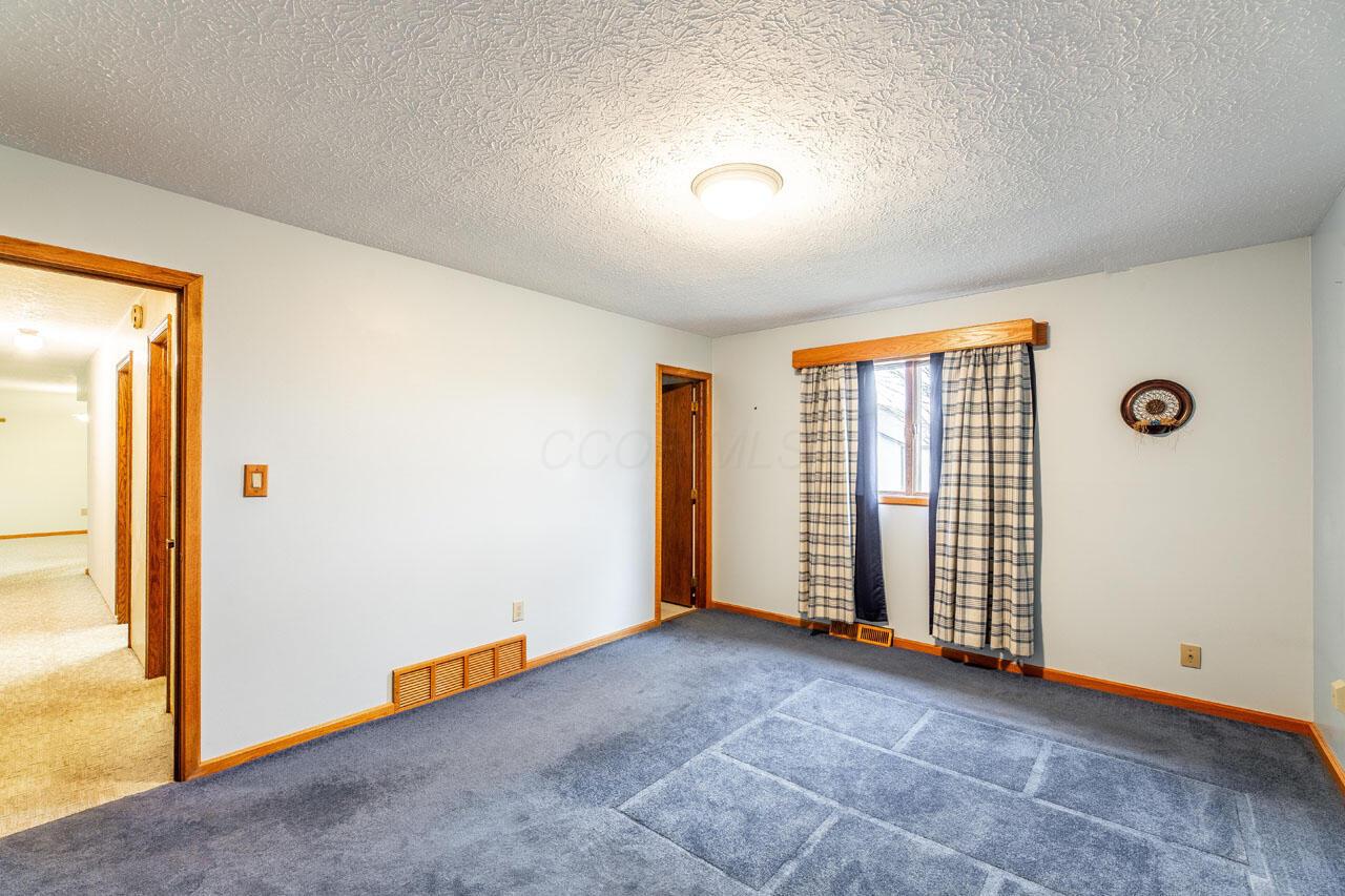 3744 Hazelton-Etna Road Southwest Pataskala, OH 43062 - Photo 21 of 87 Master Bedroom