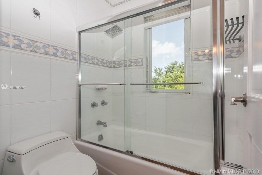 301 Woodcrest Road Key Biscayne, FL 33149 - Photo 21 of 22