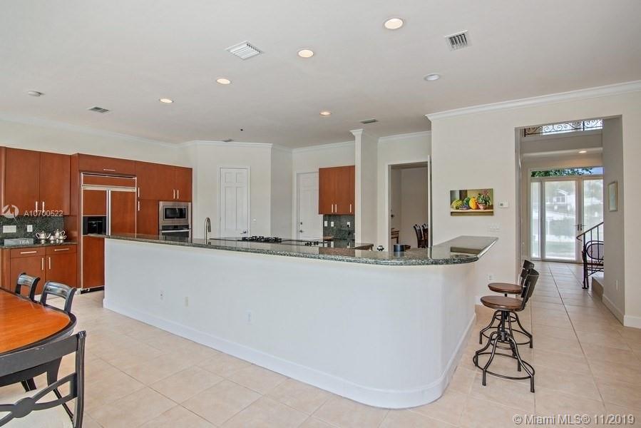 301 Woodcrest Road Key Biscayne, FL 33149 - Photo 9 of 22