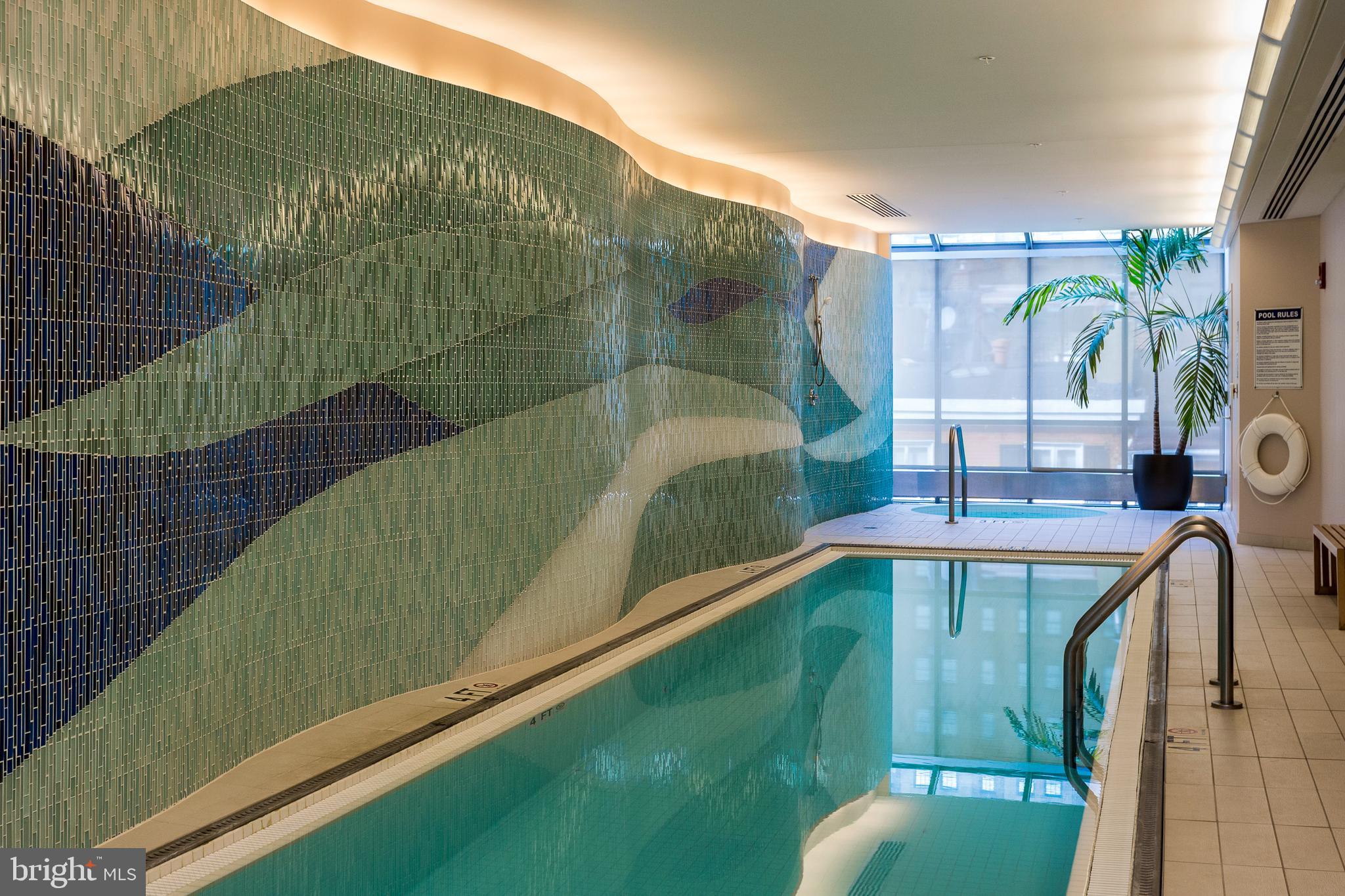 1706 Rittenhouse Square, Unit 1601 Philadelphia, PA 19103 - Photo 27 of 34 Pool