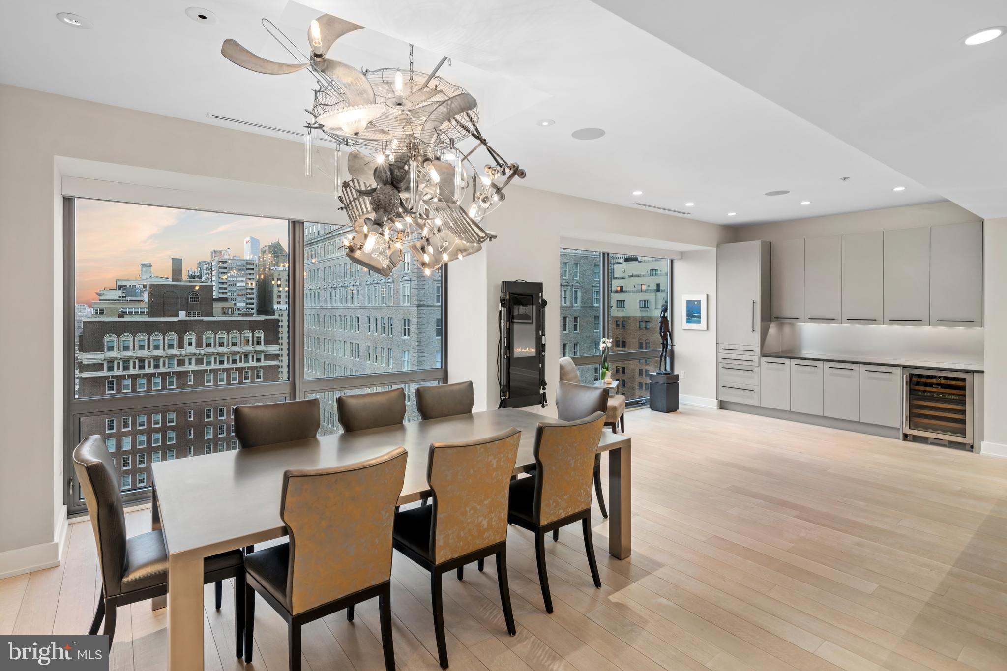 1706 Rittenhouse Square, Unit 1601 Philadelphia, PA 19103 - Photo 10 of 34 Dining Area