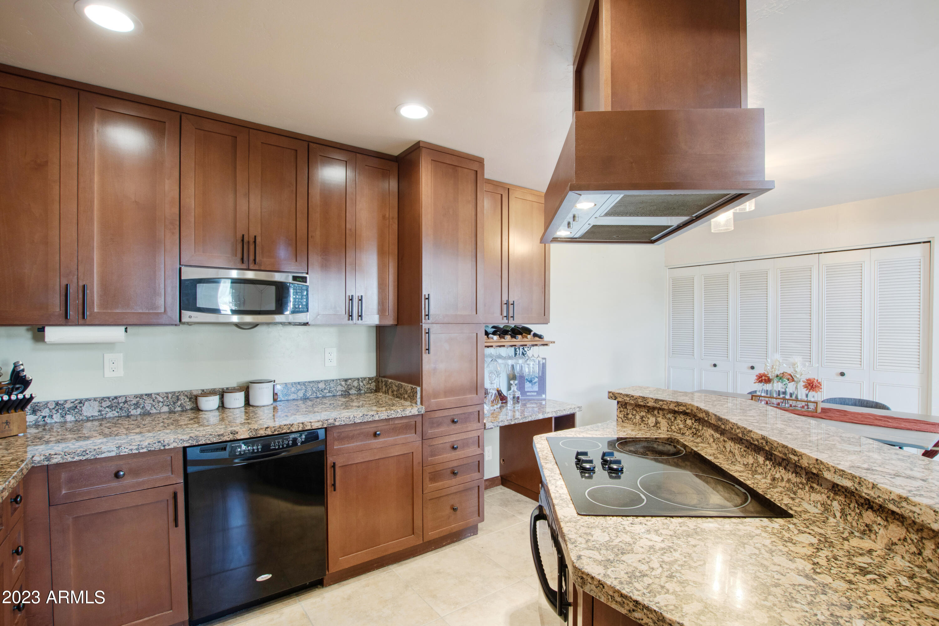 930 South Dobson Road, Unit 55 Mesa, AZ 85202 - Photo 12 of 31 13-47234281