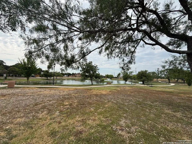 $260,000 | 5910 Crescent Falls, Windcrest, TX 78239