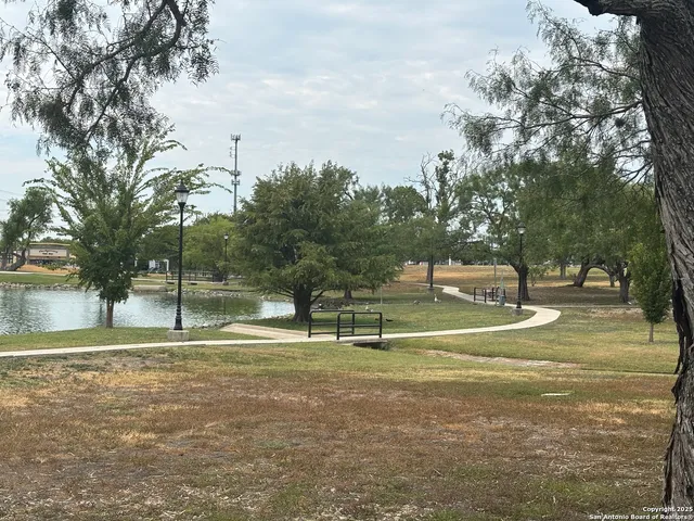 $260,000 | 5910 Crescent Falls, Windcrest, TX 78239