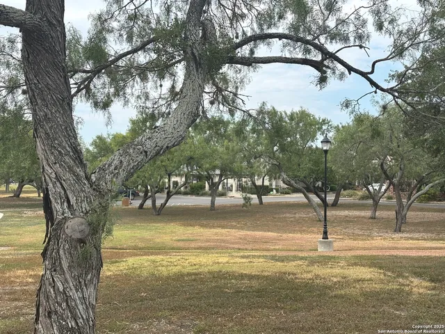 $260,000 | 5910 Crescent Falls, Windcrest, TX 78239