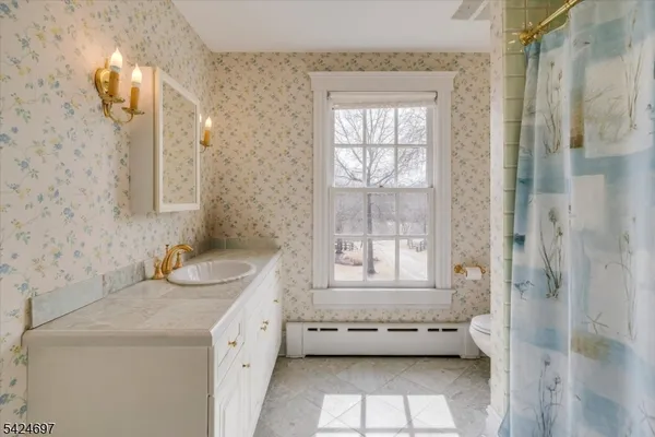 $6,000 | 1905 East River Road, Bedminster, NJ 07921