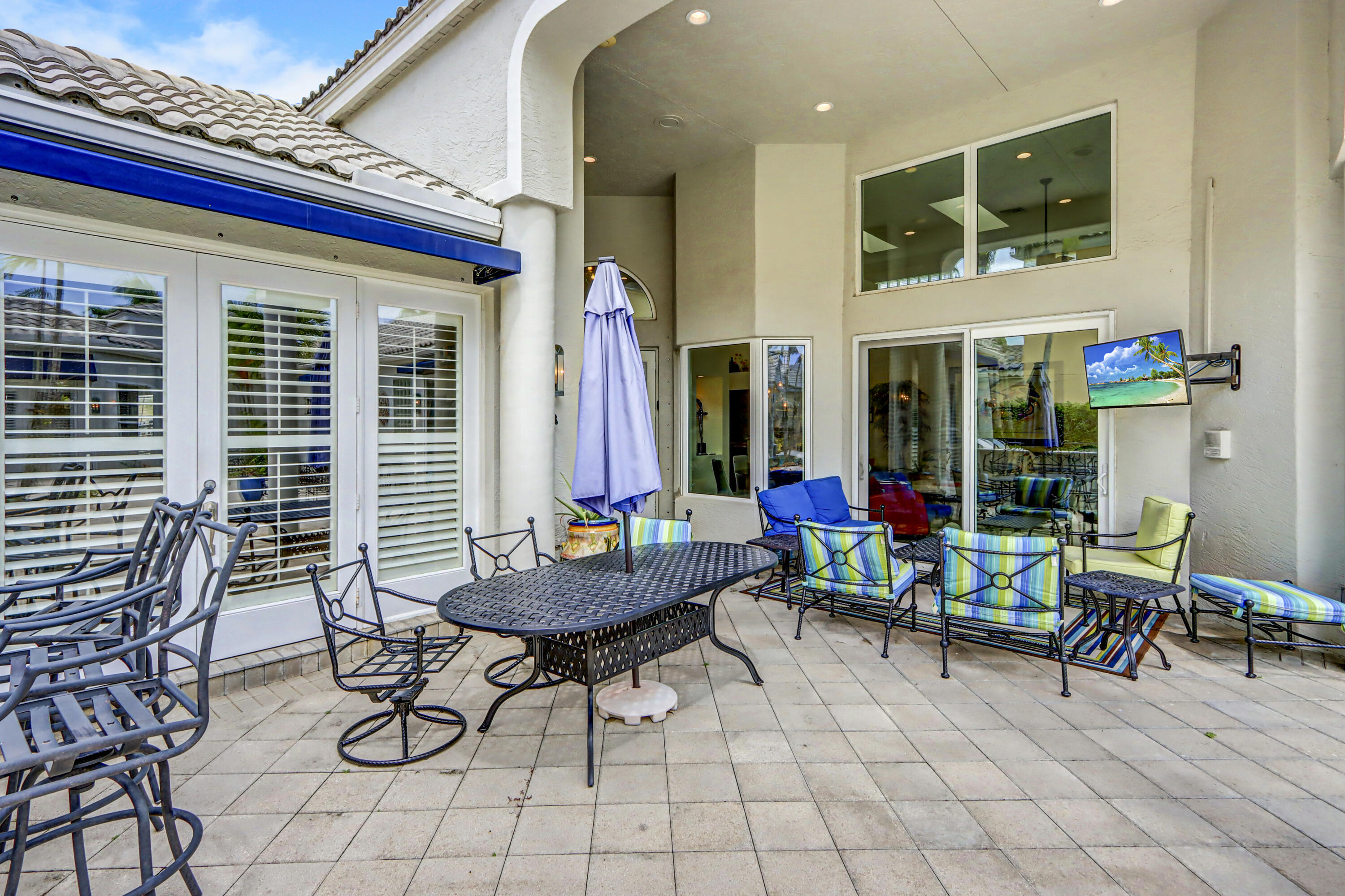 3565 Northwest Clubside Circle Boca Raton, FL 33496 - Photo 11 of 14 Courtyard