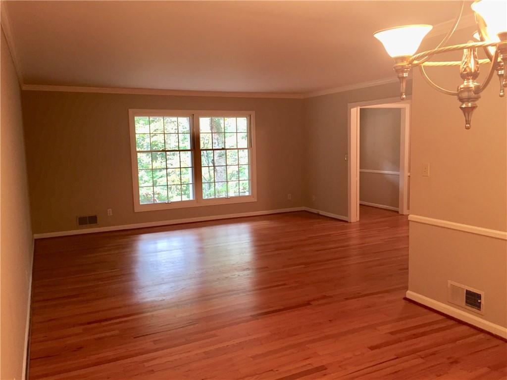 4625 Kings Down Road Dunwoody, GA 30338 - Photo 19 of 32