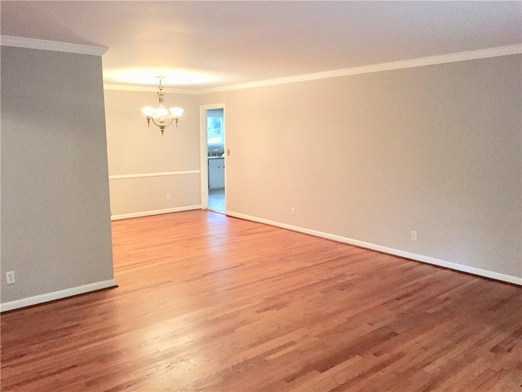 4625 Kings Down Road Dunwoody, GA 30338 - Photo 9 of 32