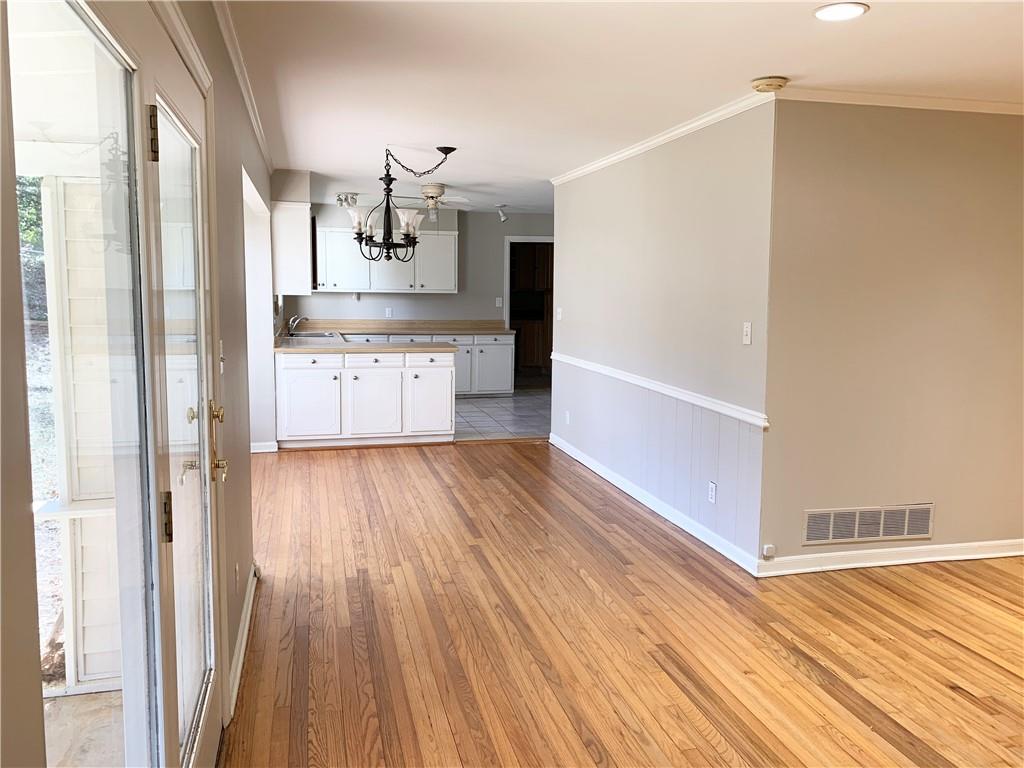 4625 Kings Down Road Dunwoody, GA 30338 - Photo 10 of 32