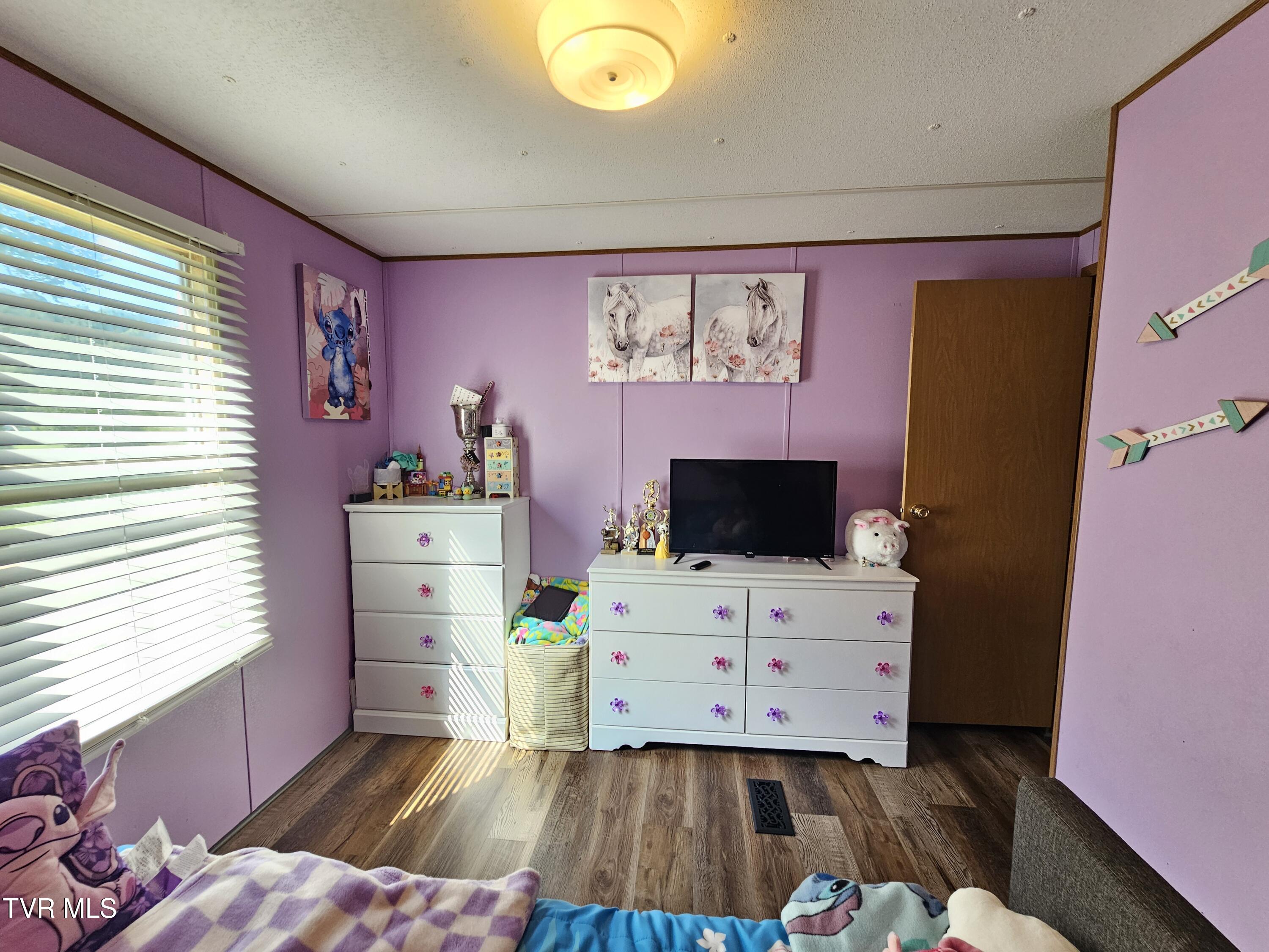 274 Price Road Elizabethton, TN 37643 - Photo 28 of 41 20250730_101625