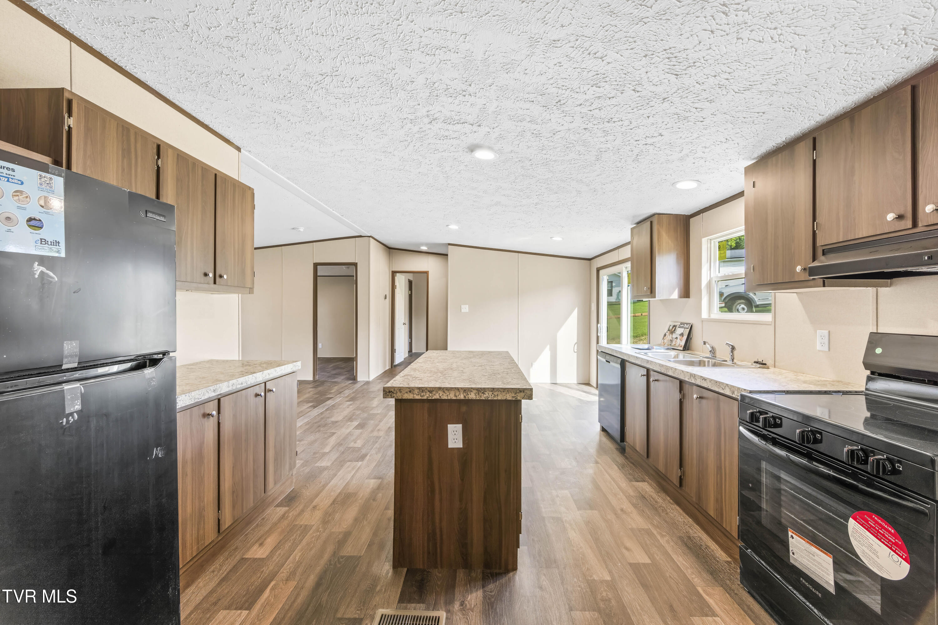 1826 Loop Road La Follette, TN 37766 - Photo 19 of 40 a1006A6960