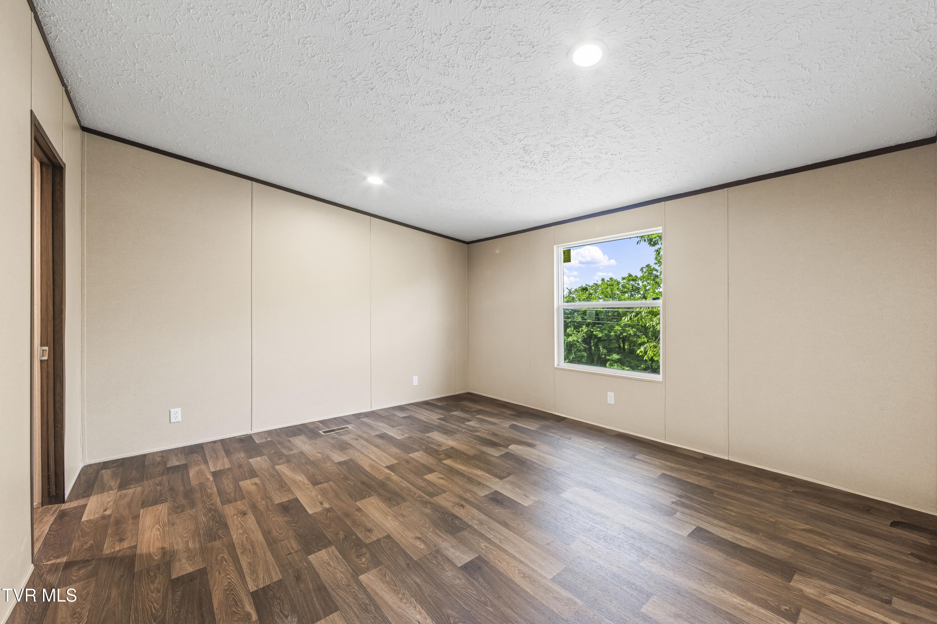 1826 Loop Road La Follette, TN 37766 - Photo 20 of 40 a1006A6965