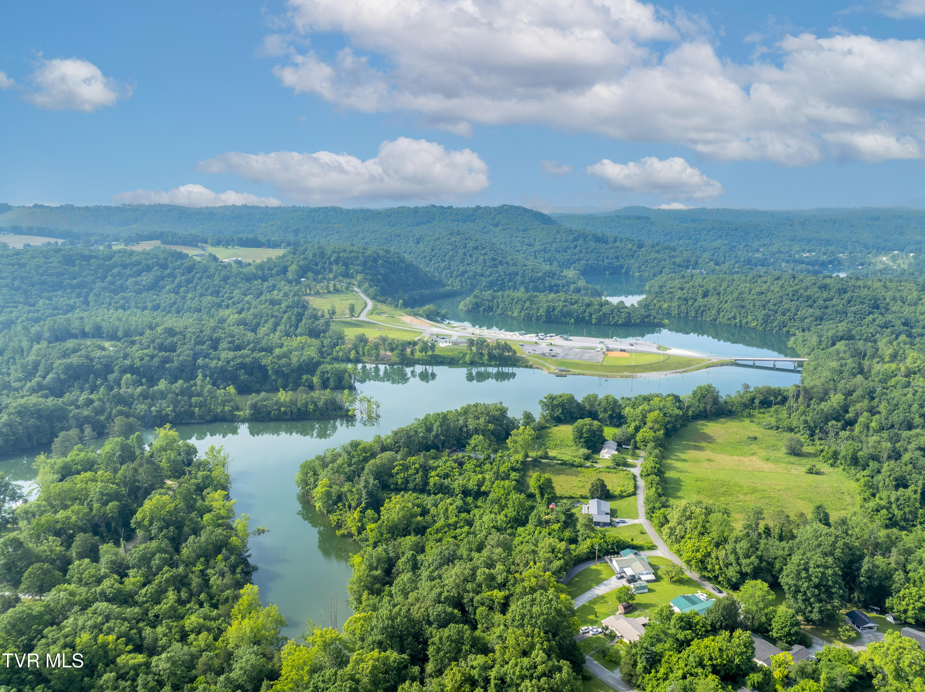 1826 Loop Road La Follette, TN 37766 - Photo 37 of 40 a1DJI_0524-HDR