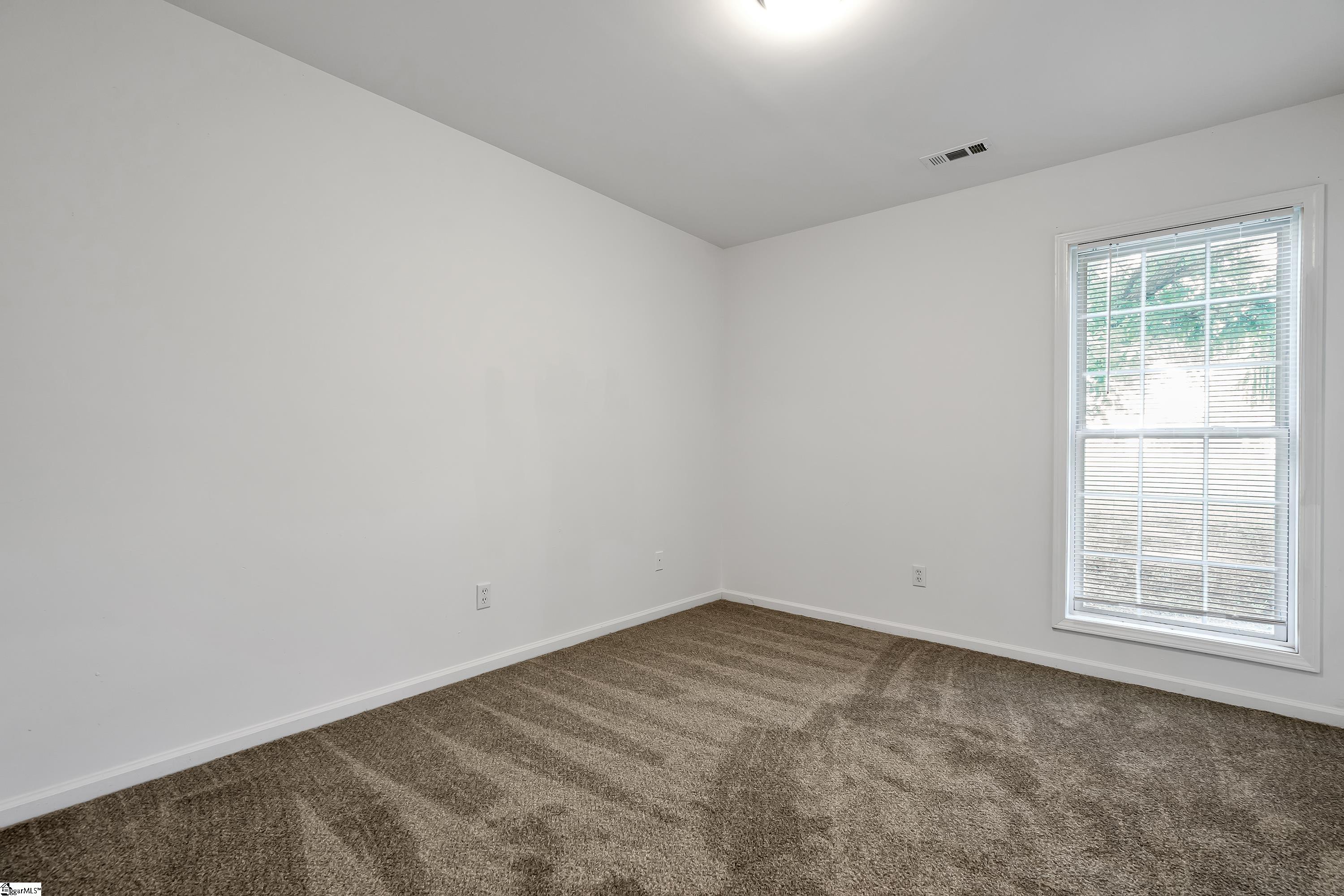 210 Dillard Road Duncan, SC 29334 - Photo 11 of 27 Gallery Image 11