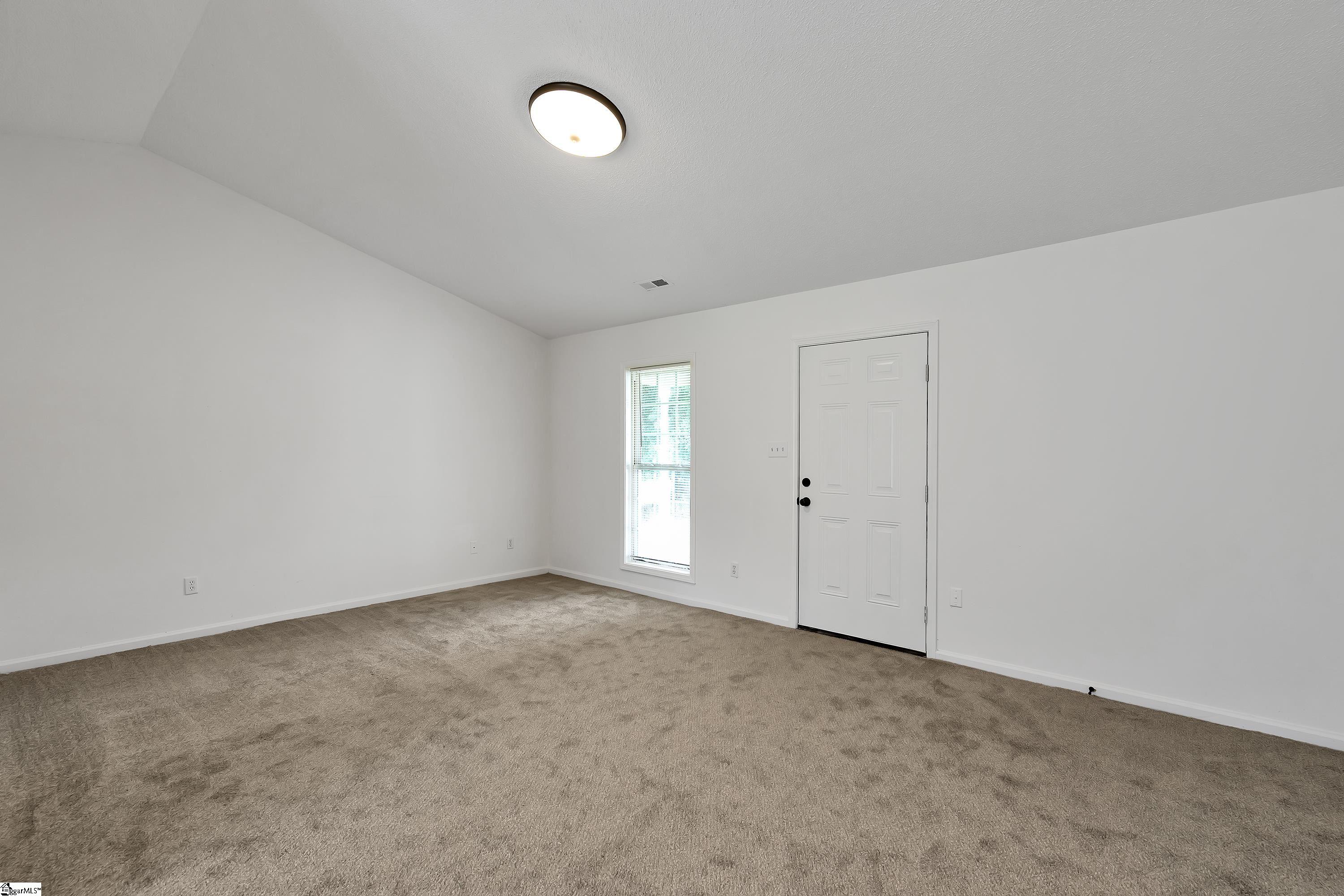 210 Dillard Road Duncan, SC 29334 - Photo 2 of 27 Gallery Image 2