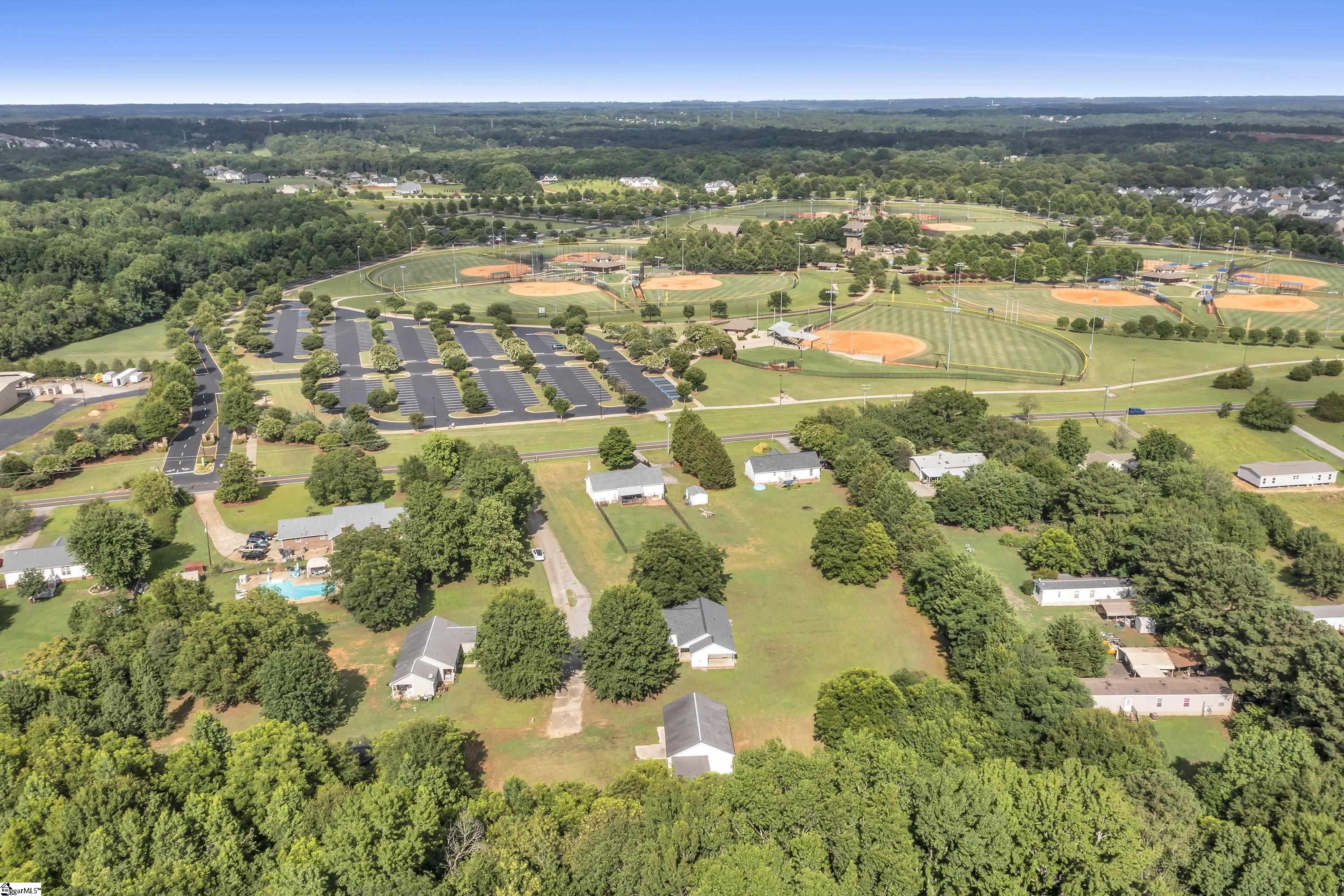 210 Dillard Road Duncan, SC 29334 - Photo 27 of 27 Gallery Image 27