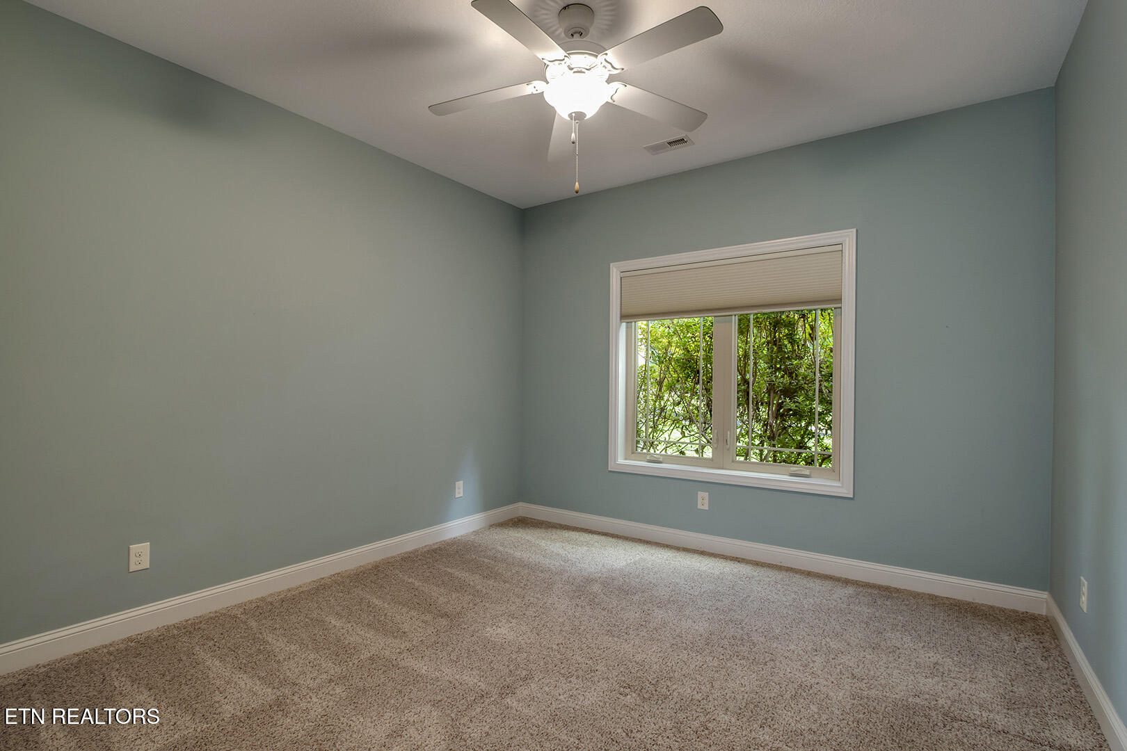 118 Daleyuhski Way Loudon, TN 37774 - Photo 40 of 60 40_118 Daleyuhski Trace_Bedroom2
