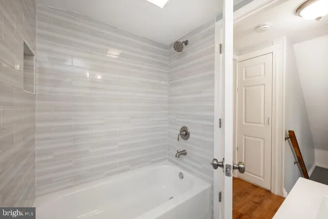 $2,875 | 4 Buttonwood Avenue, Malvern, PA 19355