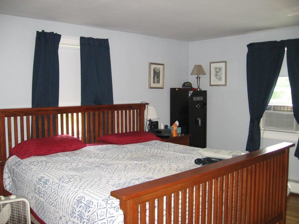 59 King Road Chichester, NH 03258 - Photo 9 of 13