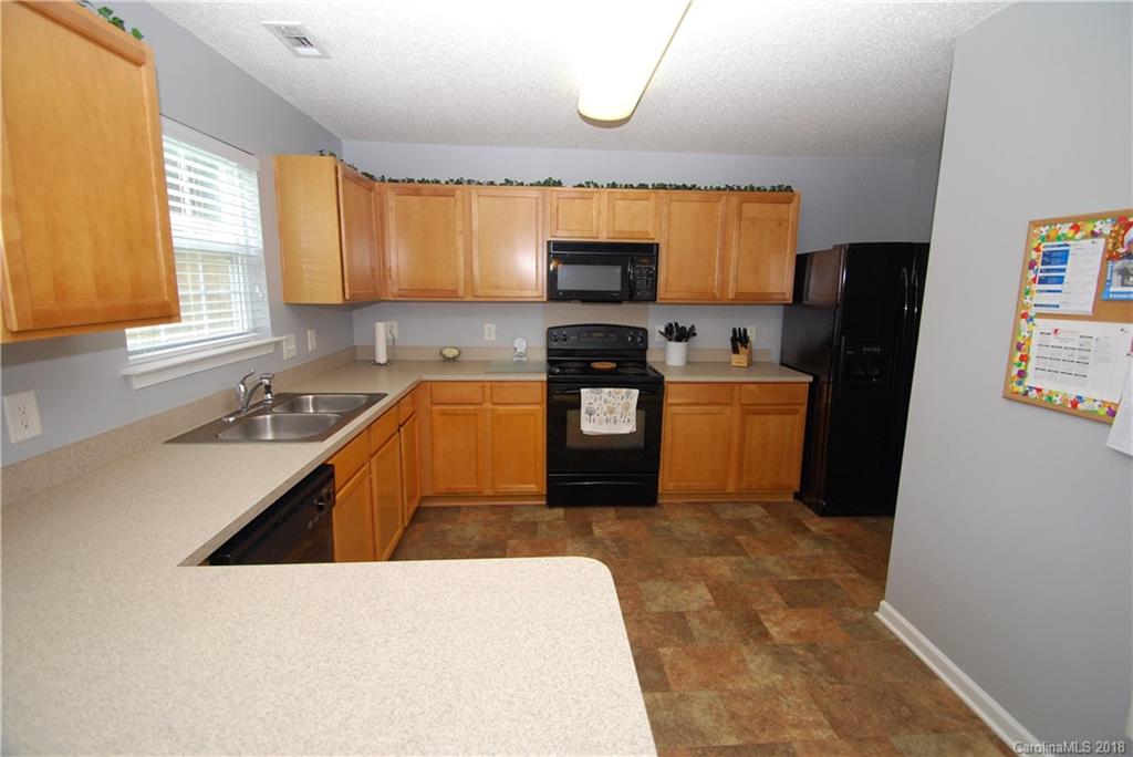 910 River Trail Road Lowell, NC 28098 - Photo 13 of 34 Gallery Image 13