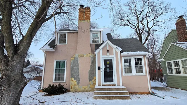 $269,900 | 3306 Keewaydin Place, Minneapolis, MN 55417