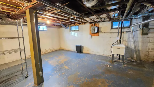 $269,900 | 3306 Keewaydin Place, Minneapolis, MN 55417