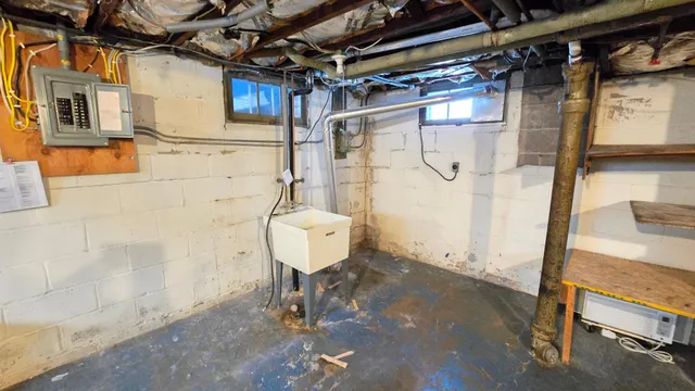 $269,900 | 3306 Keewaydin Place, Minneapolis, MN 55417