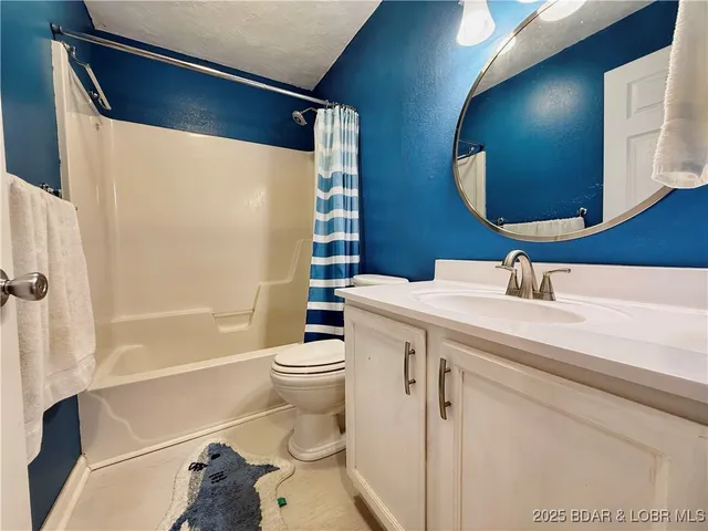 $254,000 | 431 Barbra Le Ln Ln Lake, Unit 2A, Lake Ozark, MO 65049