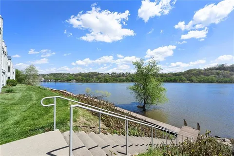 $665,000 | 115 St Charles Court, Pittsburgh, PA 15238