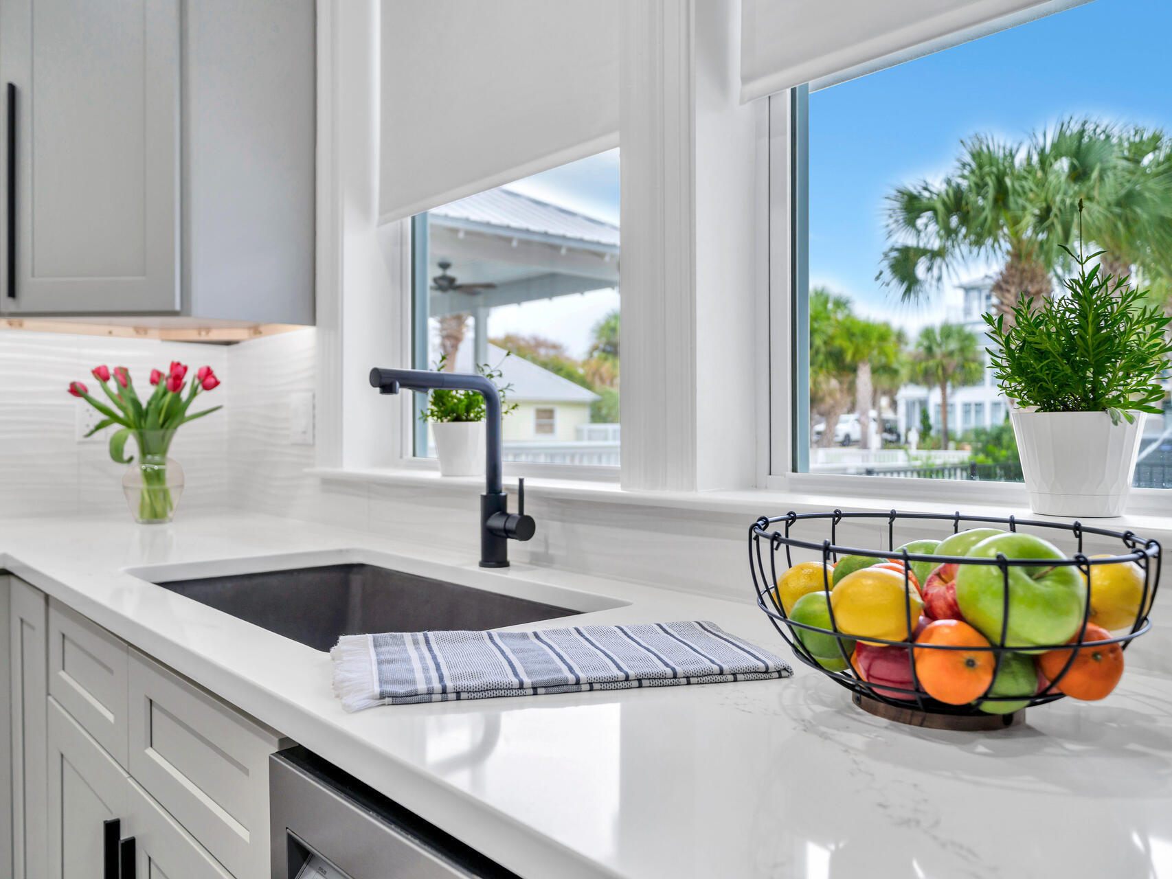 84 Mark Street Destin, FL 32541 - Photo 11 of 81 84 Mark St Destin FL 32541 USA-015-106-d