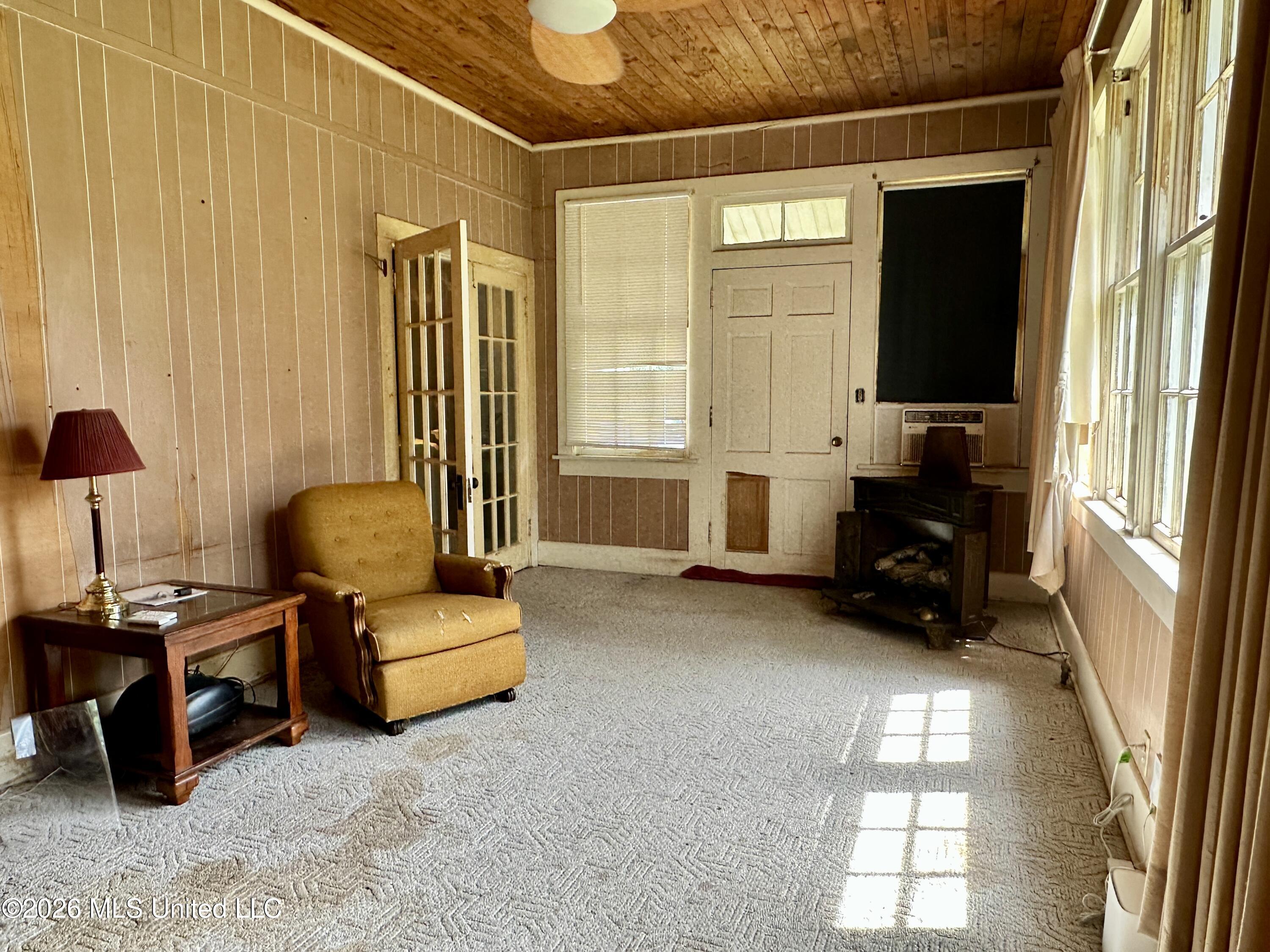 105 Church Street Senatobia, MS 38668 - Photo 7 of 27 IMG_4482