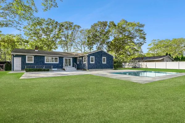 $1,375,000 | 43 Homewood Drive, Hampton Bays, NY 11946