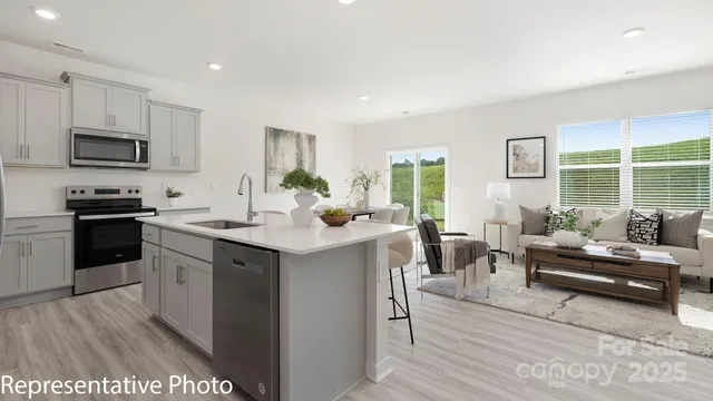 $343,990 | 1227 Lavender Drive, Richburg, SC 29729