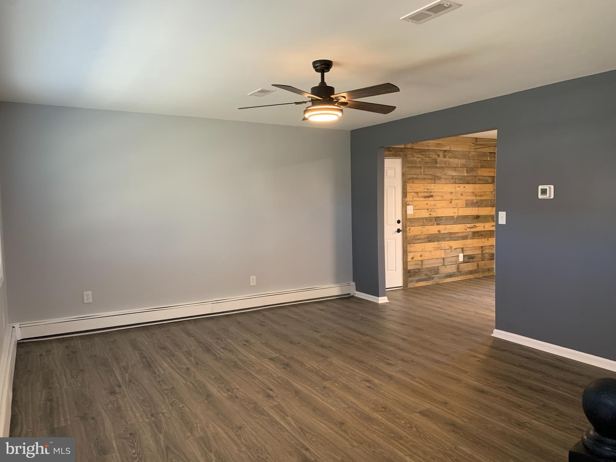 27 Quail Road Levittown, PA 19057 - Photo 6 of 39 Gallery Image 6