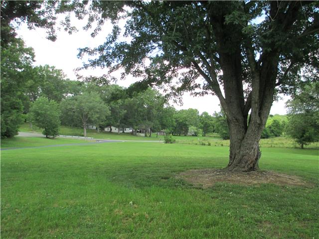 1180 Holloway Road Lebanon, TN 37090 - Photo 19 of 20