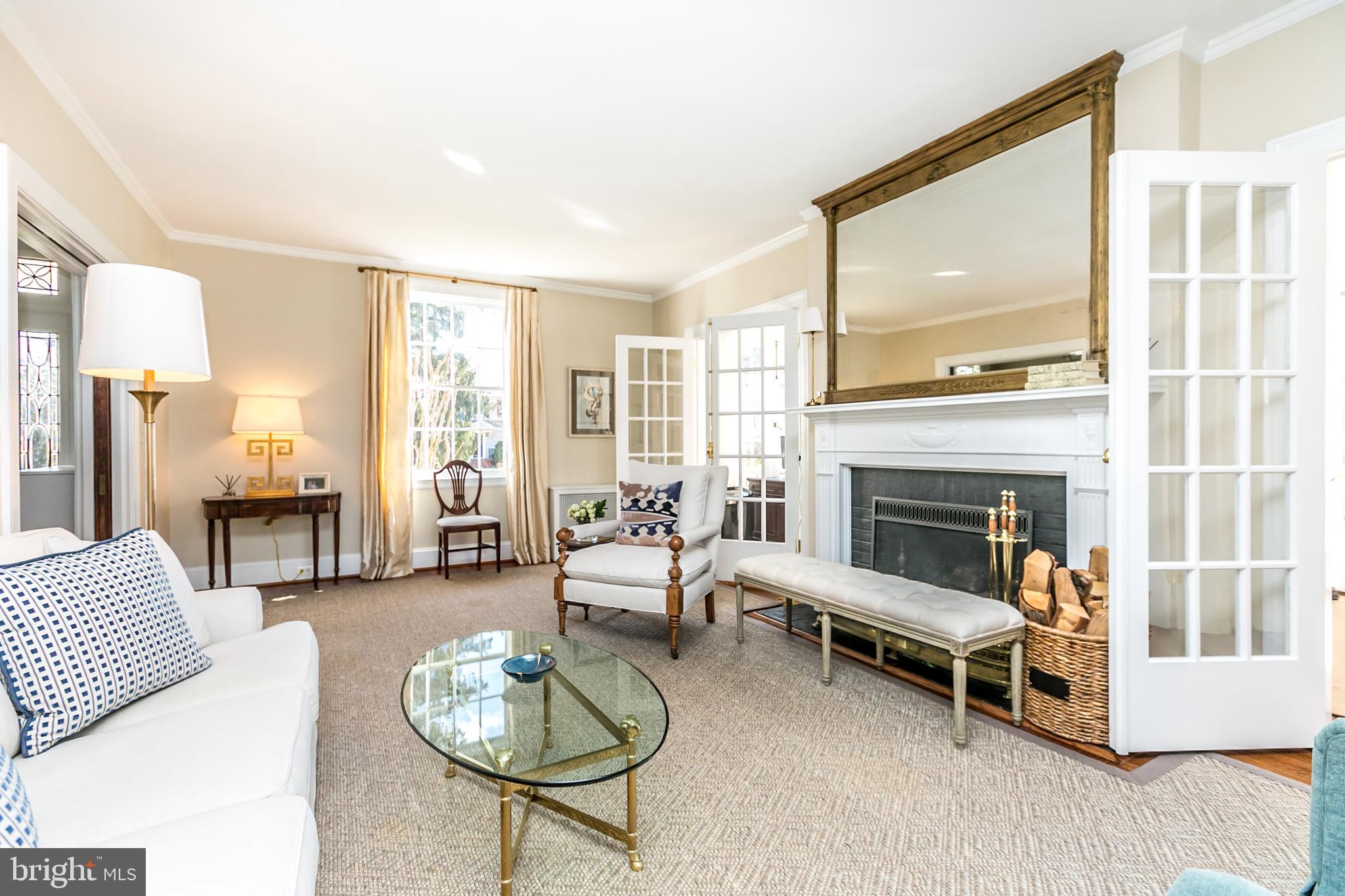 6306 Pinehurst Road Baltimore, MD 21212 - Photo 4 of 27