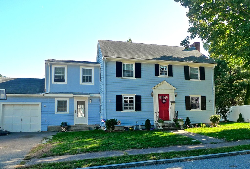 3 Harwick Road Wakefield, MA 01880 - Photo 1 of 22