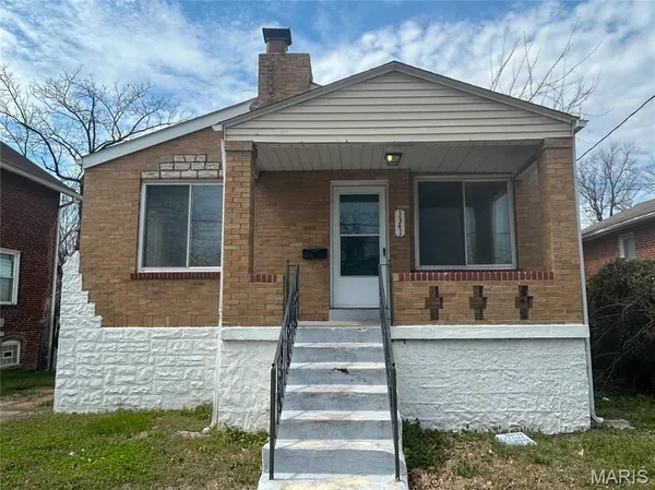 $102,900 | 1341 Kingsland Avenue, St. Louis, MO 63133
