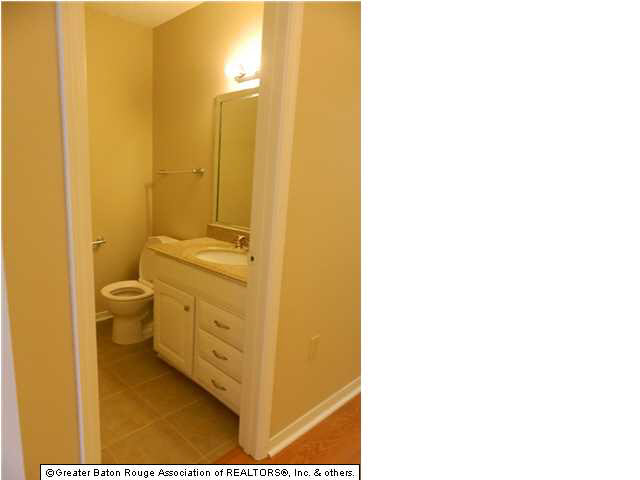 1728 Brightside Drive, Unit B Baton Rouge, LA 70820 - Photo 7 of 13 Gallery Image 7
