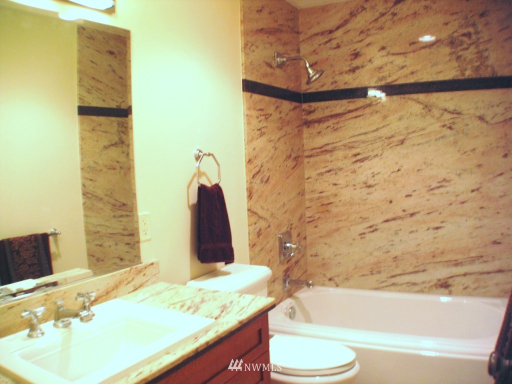16504 Simonds Road Northeast Kenmore, WA 98028 - Photo 14 of 15 Gallery Image 14