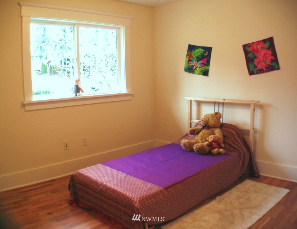 16504 Simonds Road Northeast Kenmore, WA 98028 - Photo 7 of 15 Gallery Image 7