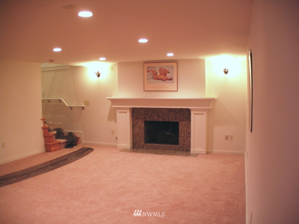 16504 Simonds Road Northeast Kenmore, WA 98028 - Photo 10 of 15 Gallery Image 10