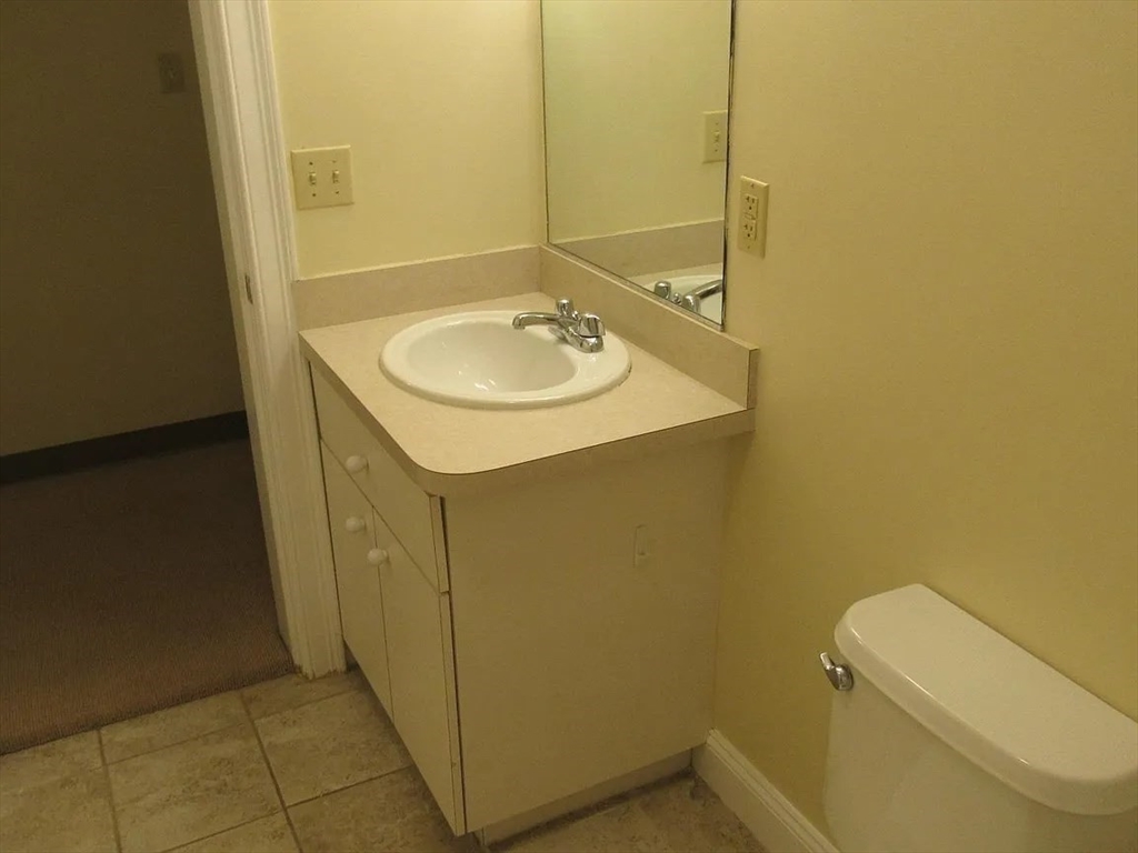 448-452 Hanover Street, Unit 102 Boston, MA 02113 - Photo 7 of 17